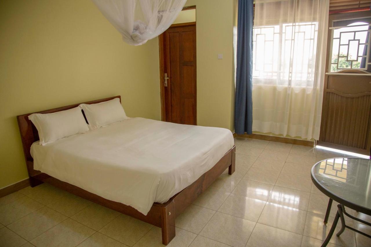 The Sparrow Hotels Soroti エクステリア 写真