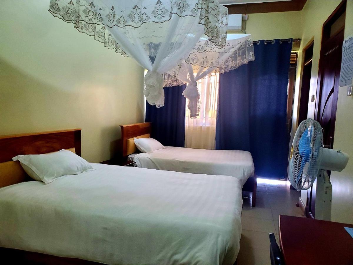 The Sparrow Hotels Soroti エクステリア 写真